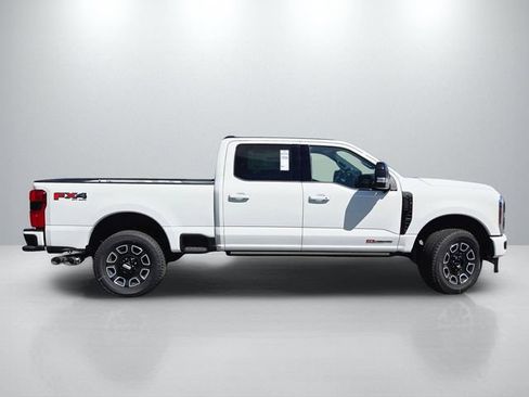 New 2026 Ford F250 Platinum AWD/4WD image 3