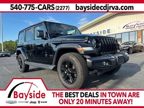 Used 2022 Jeep Wrangler Unlimited Sahara AWD/4WD image 1
