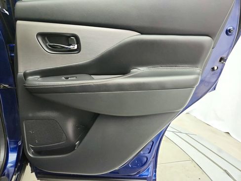 Used 2020 Nissan Murano SL image 28