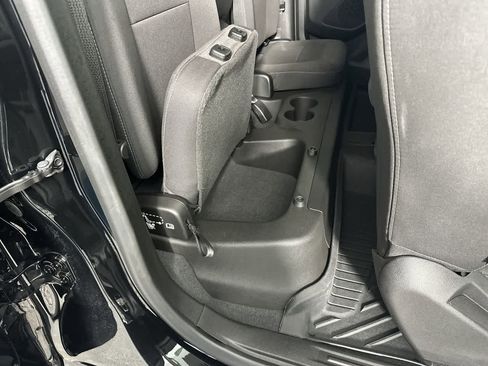 Used 2022 GMC Canyon Elevation RWD image 27