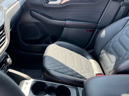 Used 2023 Ford Escape ST-Line Elite w/ Premium Technology Package AWD/4WD image 14
