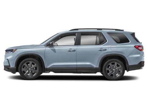 Used 2025 Honda Pilot Sport image 3
