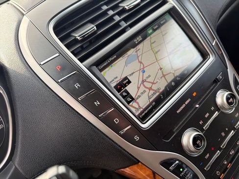 Used 2016 Lincoln MKX Select w/ Select Plus Package image 27