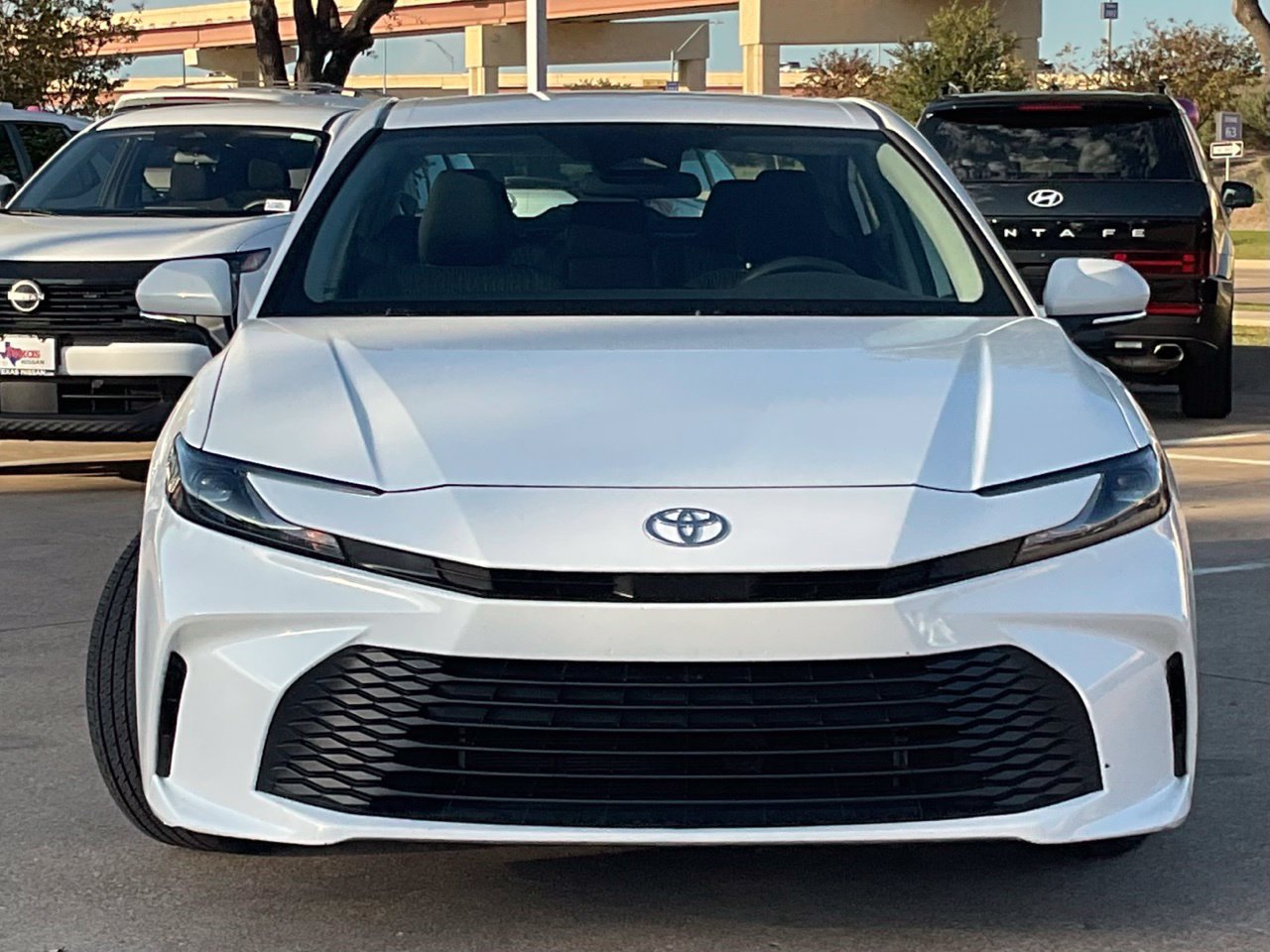 Used 2025 Toyota Camry LE FWD image 2