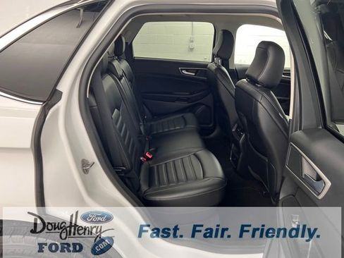 Used 2024 Ford Edge SEL image 36