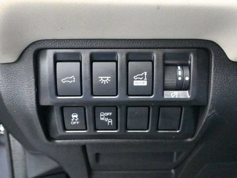 Used 2021 Subaru Ascent Limited w/ Technology Package AWD/4WD image 16