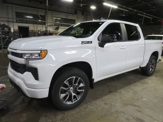 Used 2023 Chevrolet Silverado 1500 RST video 3