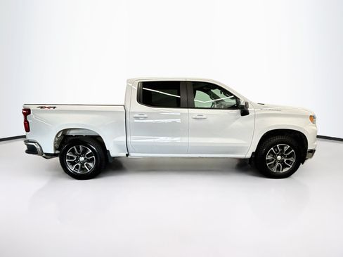 Used 2024 Chevrolet Silverado 1500 LT AWD/4WD image 10