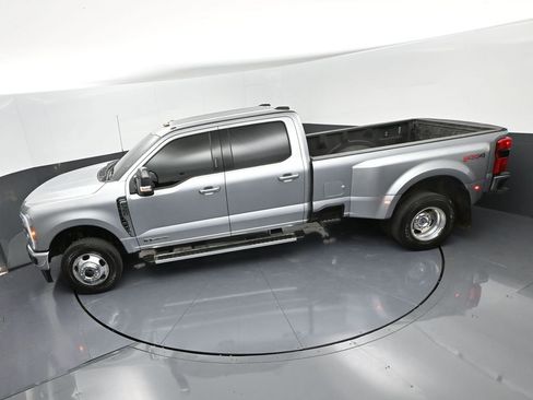 Used 2024 Ford F350 Lariat image 38