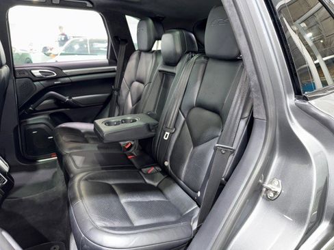 Used 2017 Porsche Cayenne GTS w/ Premium Package image 13