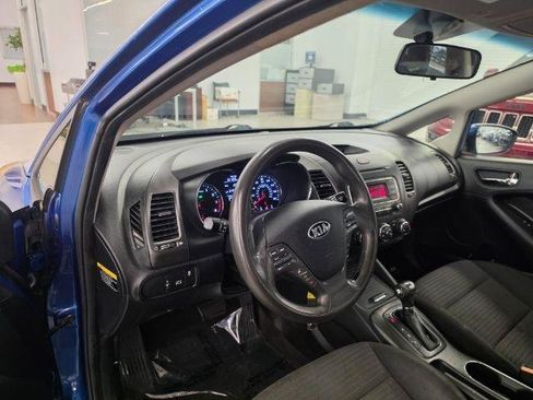 Used 2015 Kia Forte LX w/ Popular Package FWD image 12