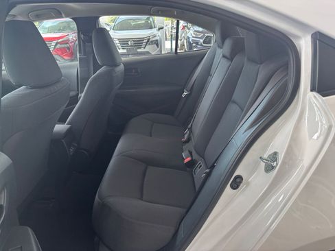 Used 2025 Toyota Corolla LE FWD image 27