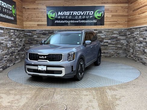 Used 2025 Kia Telluride EX AWD/4WD image 4