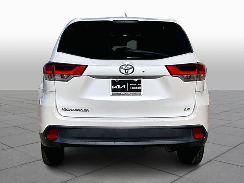 Used 2018 Toyota Highlander Plus image 4