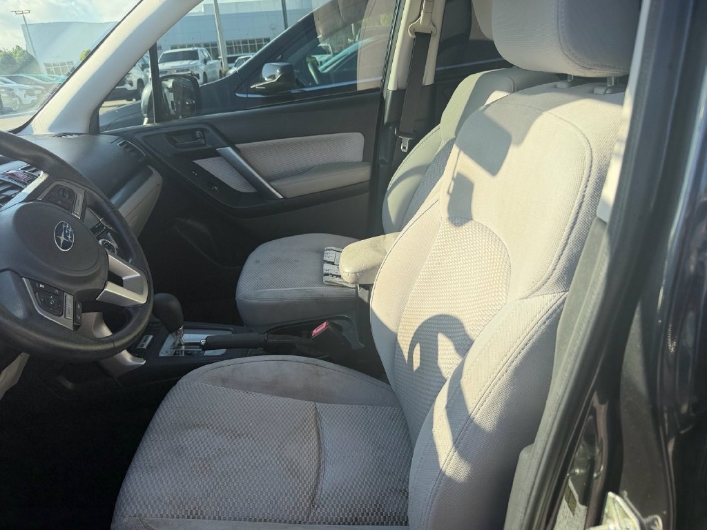 Used 2018 Subaru Forester 2.5i Premium w/ All-Weather Package AWD/4WD image 11