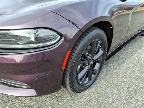 Used 2022 Dodge Charger SXT w/ Blacktop Package image 9