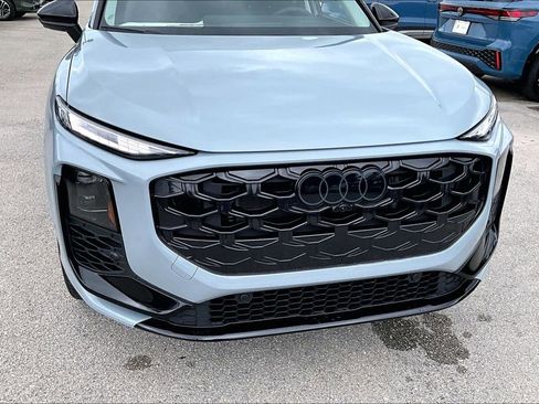 New 2026 Audi Q3 quattro 2.0T image 11