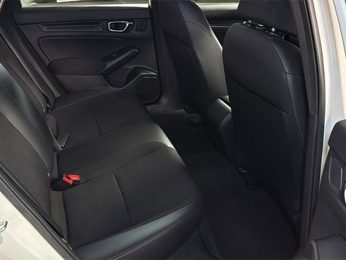 Used 2023 Honda Civic Sport image 13