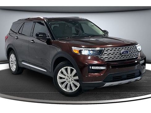Used 2020 Ford Explorer Limited w/ Class III Trailer Tow Package AWD/4WD image 2