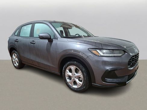 Used 2024 Honda HR-V LX image 3