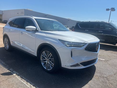 Used 2023 Acura MDX Advance image 10