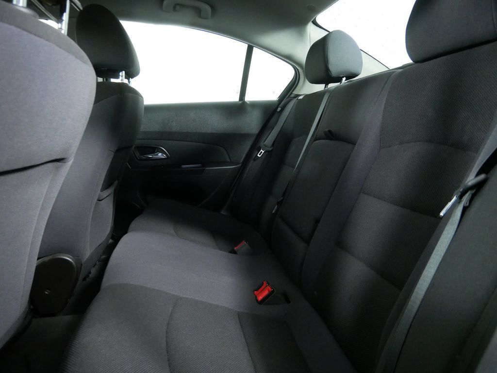 Used 2014 Chevrolet Cruze LT w/ RS Package FWD image 16