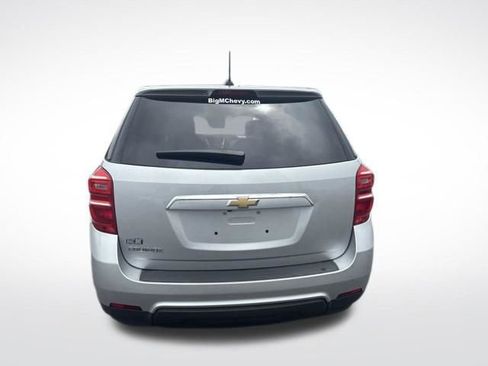 Used 2017 Chevrolet Equinox LS FWD image 4