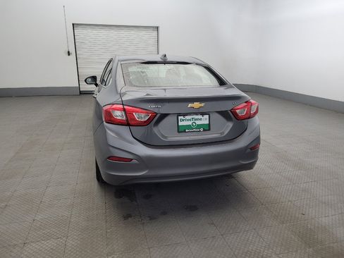 Used 2018 Chevrolet Cruze LT FWD image 6