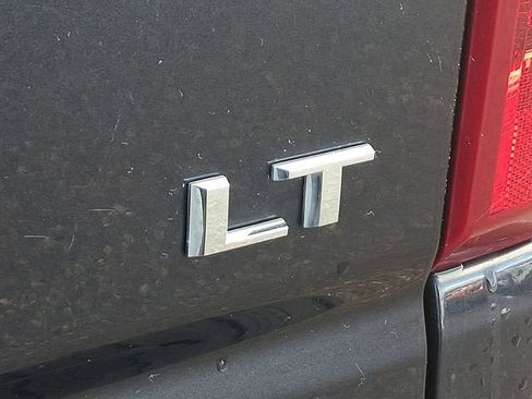 Used 2022 Chevrolet Silverado 1500 LT image 34