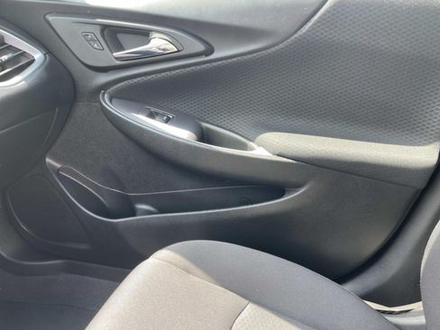 Used 2023 Chevrolet Malibu LS FWD image 25