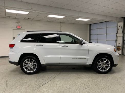 Used 2016 Jeep Grand Cherokee Summit AWD/4WD image 7