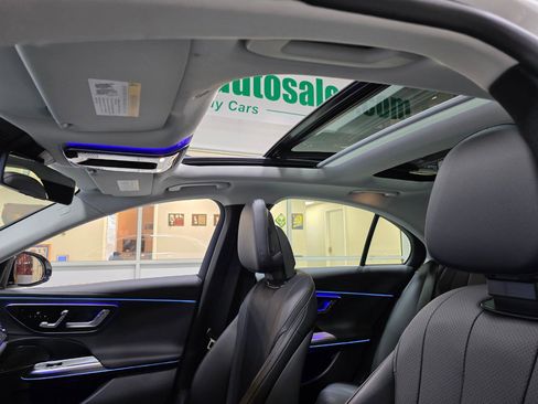 Used 2025 Mercedes-Benz E 350 E 350 RWD Sedan image 47