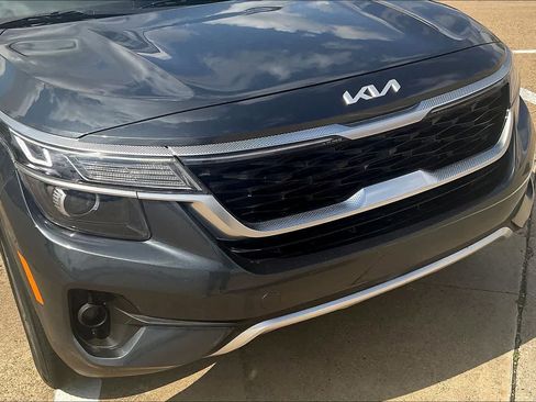 Certified 2023 Kia Seltos S w/ Navigation Package FWD image 32