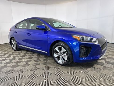 Used 2019 Hyundai Ioniq Base image 2