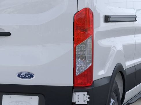 New 2026 Ford Transit 150 Low Roof RWD image 23
