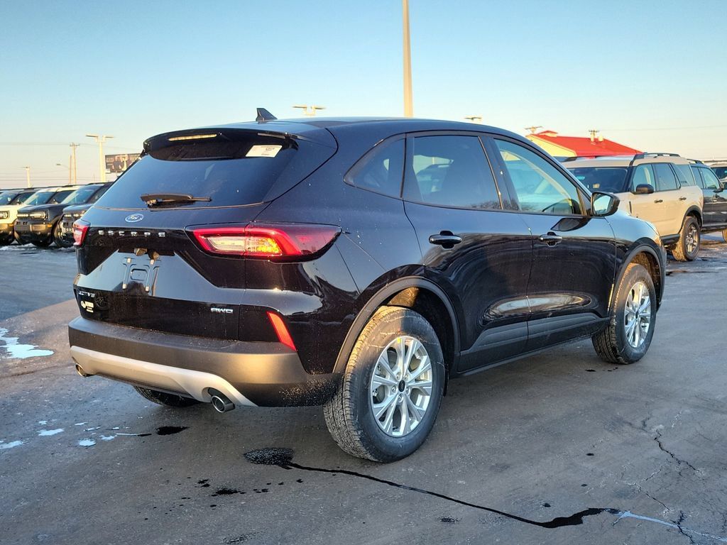 New 2026 Ford Escape Active w/ Cold Weather Package AWD/4WD image 4