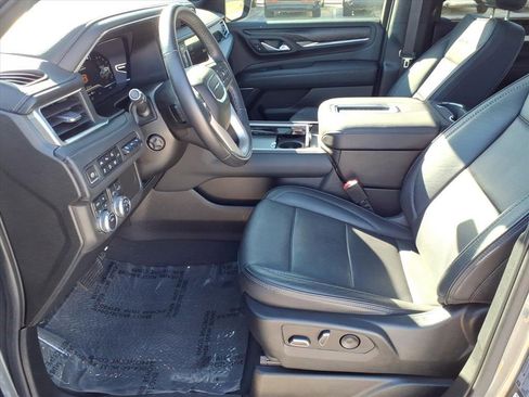 Used 2023 GMC Yukon Denali Ultimate image 24