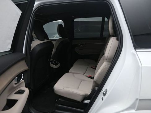 New 2026 Volvo XC90 B6 Plus w/ Protection Package Premier AWD/4WD image 21