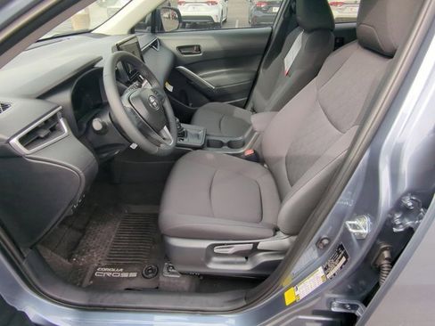 Certified 2026 Toyota Corolla Cross LE image 8