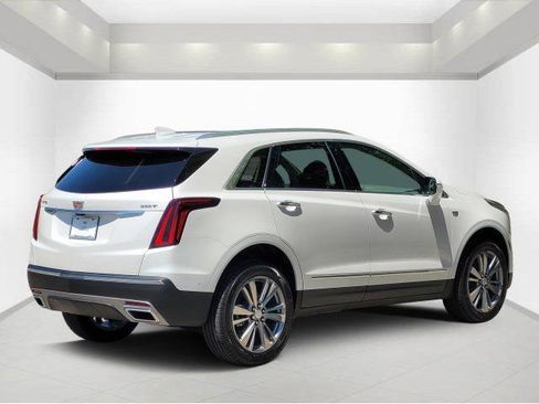 New 2026 Cadillac XT5 Premium Luxury w/ Driver Assist Package FWD image 4