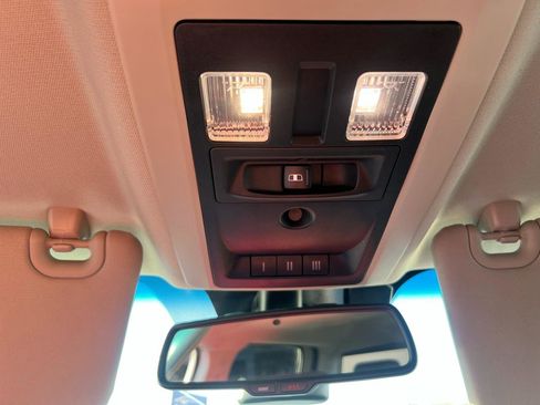 Used 2016 RAM 1500 Laramie w/ Convenience Group image 39