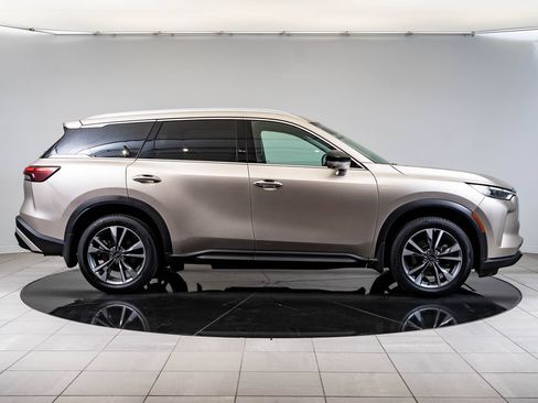 Used 2025 INFINITI QX60 Luxe AWD/4WD image 11
