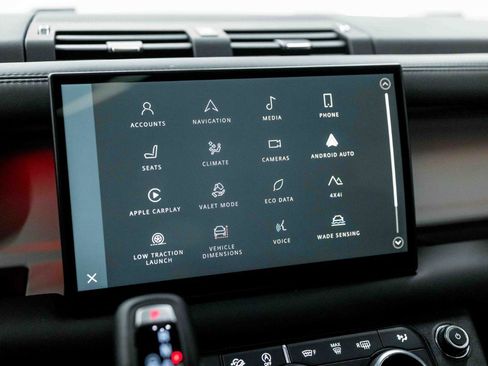 Used 2023 Land Rover Defender 130 SE image 64