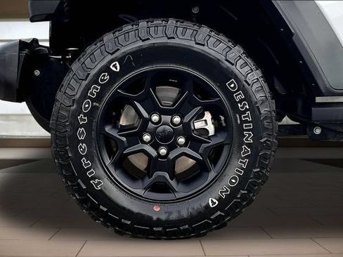 Used 2023 Jeep Wrangler Unlimited w/ 8.4" Radio Group AWD/4WD image 9
