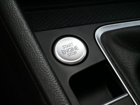 Used 2025 Volkswagen Jetta GLI Autobahn FWD image 28