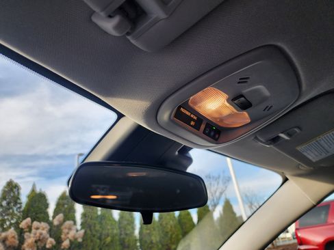 Used 2024 Chevrolet Trax ACTIV w/ Driver Confidence Package image 35