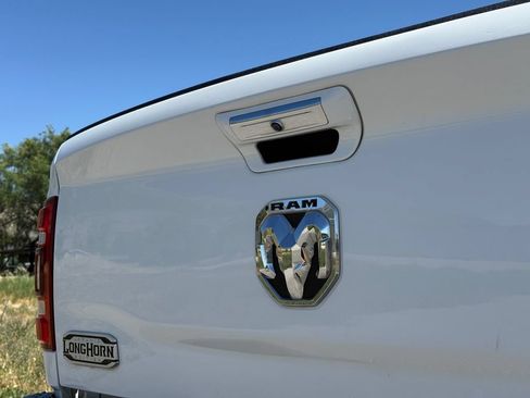 Used 2019 RAM 2500 Limited w/ Off Road Package AWD/4WD image 15