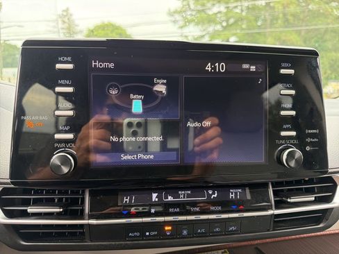 Used 2021 Toyota Sienna LE w/ LE Plus Package AWD/4WD image 10
