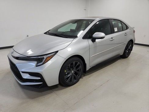 New 2026 Toyota Corolla XSE image 3