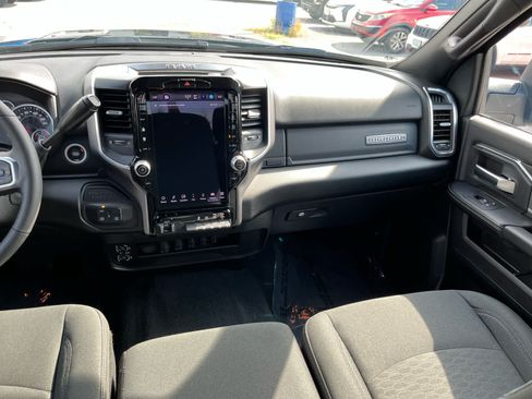 Used 2026 RAM 2500 Big Horn AWD/4WD image 25